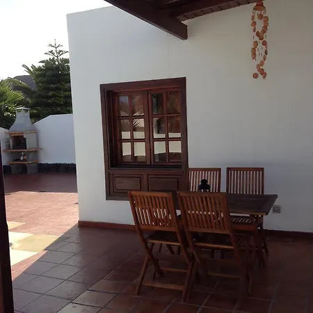 Luz Villa *